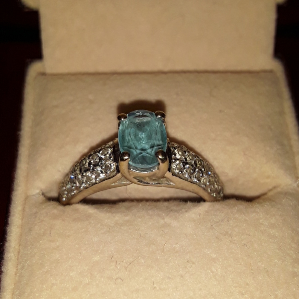 14k white gold ring